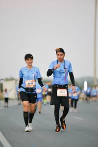 BIB: 8255, 9818
                            <button type="button" onclick="openModal(3247132)" class="btn btn-primary btn-sm float-right btn-popup" data-toggle="modal" data-target=".modal-high-quality">
                        <i class="fas fa-shopping-cart"></i> Add to Cart
                    </button>
                                            <button type="button" onclick="isThisMe(3247132, true)" class="btn btn-success btn-sm float-right btn-popup btn-isme hidden" data-toggle="tooltip" data-placement="bottom" title="นี่คือรูปของคุณใช่ไหม คลิกที่นี่เพื่อเอาเข้าอัลบั้ม">
                        <i class="fas fa-plus"></i> Add to album
                    </button>
                    <button type="button" onclick="isThisMe(3247132, false)" class="btn btn-warning btn-sm float-right btn-popup btn-isnotme hidden">
                        <i class="fas fa-ban"></i> Remove from album
                    </button>