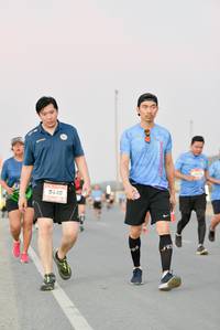 BIB: 448
                            <button type="button" onclick="openModal(3250399)" class="btn btn-primary btn-sm float-right btn-popup" data-toggle="modal" data-target=".modal-high-quality">
                        <i class="fas fa-shopping-cart"></i> Add to Cart
                    </button>
                                            <button type="button" onclick="isThisMe(3250399, true)" class="btn btn-success btn-sm float-right btn-popup btn-isme hidden" data-toggle="tooltip" data-placement="bottom" title="นี่คือรูปของคุณใช่ไหม คลิกที่นี่เพื่อเอาเข้าอัลบั้ม">
                        <i class="fas fa-plus"></i> Add to album
                    </button>
                    <button type="button" onclick="isThisMe(3250399, false)" class="btn btn-warning btn-sm float-right btn-popup btn-isnotme hidden">
                        <i class="fas fa-ban"></i> Remove from album
                    </button>