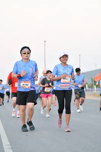 BIB: 9002, 8780
                            <button type="button" onclick="openModal(3240977)" class="btn btn-primary btn-sm float-right btn-popup" data-toggle="modal" data-target=".modal-high-quality">
                        <i class="fas fa-shopping-cart"></i> Add to Cart
                    </button>
                                            <button type="button" onclick="isThisMe(3240977, true)" class="btn btn-success btn-sm float-right btn-popup btn-isme hidden" data-toggle="tooltip" data-placement="bottom" title="นี่คือรูปของคุณใช่ไหม คลิกที่นี่เพื่อเอาเข้าอัลบั้ม">
                        <i class="fas fa-plus"></i> Add to album
                    </button>
                    <button type="button" onclick="isThisMe(3240977, false)" class="btn btn-warning btn-sm float-right btn-popup btn-isnotme hidden">
                        <i class="fas fa-ban"></i> Remove from album
                    </button>