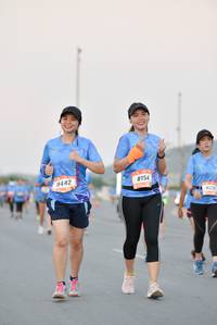 BIB: 9442, 8154, 822
                            <button type="button" onclick="openModal(3243671)" class="btn btn-primary btn-sm float-right btn-popup" data-toggle="modal" data-target=".modal-high-quality">
                        <i class="fas fa-shopping-cart"></i> Add to Cart
                    </button>
                                            <button type="button" onclick="isThisMe(3243671, true)" class="btn btn-success btn-sm float-right btn-popup btn-isme hidden" data-toggle="tooltip" data-placement="bottom" title="นี่คือรูปของคุณใช่ไหม คลิกที่นี่เพื่อเอาเข้าอัลบั้ม">
                        <i class="fas fa-plus"></i> Add to album
                    </button>
                    <button type="button" onclick="isThisMe(3243671, false)" class="btn btn-warning btn-sm float-right btn-popup btn-isnotme hidden">
                        <i class="fas fa-ban"></i> Remove from album
                    </button>
