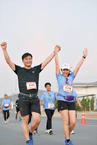 BIB: 8382, 8378
                            <button type="button" onclick="openModal(3249267)" class="btn btn-primary btn-sm float-right btn-popup" data-toggle="modal" data-target=".modal-high-quality">
                        <i class="fas fa-shopping-cart"></i> Add to Cart
                    </button>
                                            <button type="button" onclick="isThisMe(3249267, true)" class="btn btn-success btn-sm float-right btn-popup btn-isme hidden" data-toggle="tooltip" data-placement="bottom" title="นี่คือรูปของคุณใช่ไหม คลิกที่นี่เพื่อเอาเข้าอัลบั้ม">
                        <i class="fas fa-plus"></i> Add to album
                    </button>
                    <button type="button" onclick="isThisMe(3249267, false)" class="btn btn-warning btn-sm float-right btn-popup btn-isnotme hidden">
                        <i class="fas fa-ban"></i> Remove from album
                    </button>