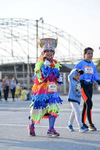 BIB: 8291, 9224
                            <button type="button" onclick="openModal(3209998)" class="btn btn-primary btn-sm float-right btn-popup" data-toggle="modal" data-target=".modal-high-quality">
                        <i class="fas fa-shopping-cart"></i> Add to Cart
                    </button>
                                            <button type="button" onclick="isThisMe(3209998, true)" class="btn btn-success btn-sm float-right btn-popup btn-isme hidden" data-toggle="tooltip" data-placement="bottom" title="นี่คือรูปของคุณใช่ไหม คลิกที่นี่เพื่อเอาเข้าอัลบั้ม">
                        <i class="fas fa-plus"></i> Add to album
                    </button>
                    <button type="button" onclick="isThisMe(3209998, false)" class="btn btn-warning btn-sm float-right btn-popup btn-isnotme hidden">
                        <i class="fas fa-ban"></i> Remove from album
                    </button>