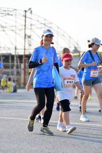 BIB: 8416, 8163
                            <button type="button" onclick="openModal(3209261)" class="btn btn-primary btn-sm float-right btn-popup" data-toggle="modal" data-target=".modal-high-quality">
                        <i class="fas fa-shopping-cart"></i> Add to Cart
                    </button>
                                            <button type="button" onclick="isThisMe(3209261, true)" class="btn btn-success btn-sm float-right btn-popup btn-isme hidden" data-toggle="tooltip" data-placement="bottom" title="นี่คือรูปของคุณใช่ไหม คลิกที่นี่เพื่อเอาเข้าอัลบั้ม">
                        <i class="fas fa-plus"></i> Add to album
                    </button>
                    <button type="button" onclick="isThisMe(3209261, false)" class="btn btn-warning btn-sm float-right btn-popup btn-isnotme hidden">
                        <i class="fas fa-ban"></i> Remove from album
                    </button>