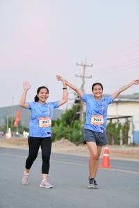 BIB: 9464, 9561
                            <button type="button" onclick="openModal(3247642)" class="btn btn-primary btn-sm float-right btn-popup" data-toggle="modal" data-target=".modal-high-quality">
                        <i class="fas fa-shopping-cart"></i> Add to Cart
                    </button>
                                            <button type="button" onclick="isThisMe(3247642, true)" class="btn btn-success btn-sm float-right btn-popup btn-isme hidden" data-toggle="tooltip" data-placement="bottom" title="นี่คือรูปของคุณใช่ไหม คลิกที่นี่เพื่อเอาเข้าอัลบั้ม">
                        <i class="fas fa-plus"></i> Add to album
                    </button>
                    <button type="button" onclick="isThisMe(3247642, false)" class="btn btn-warning btn-sm float-right btn-popup btn-isnotme hidden">
                        <i class="fas fa-ban"></i> Remove from album
                    </button>