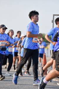 BIB: 915, 9845
                            <button type="button" onclick="openModal(3204868)" class="btn btn-primary btn-sm float-right btn-popup" data-toggle="modal" data-target=".modal-high-quality">
                        <i class="fas fa-shopping-cart"></i> Add to Cart
                    </button>
                                            <button type="button" onclick="isThisMe(3204868, true)" class="btn btn-success btn-sm float-right btn-popup btn-isme hidden" data-toggle="tooltip" data-placement="bottom" title="นี่คือรูปของคุณใช่ไหม คลิกที่นี่เพื่อเอาเข้าอัลบั้ม">
                        <i class="fas fa-plus"></i> Add to album
                    </button>
                    <button type="button" onclick="isThisMe(3204868, false)" class="btn btn-warning btn-sm float-right btn-popup btn-isnotme hidden">
                        <i class="fas fa-ban"></i> Remove from album
                    </button>