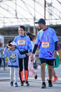 BIB: 8291, 8292
                            <button type="button" onclick="openModal(3209794)" class="btn btn-primary btn-sm float-right btn-popup" data-toggle="modal" data-target=".modal-high-quality">
                        <i class="fas fa-shopping-cart"></i> Add to Cart
                    </button>
                                            <button type="button" onclick="isThisMe(3209794, true)" class="btn btn-success btn-sm float-right btn-popup btn-isme hidden" data-toggle="tooltip" data-placement="bottom" title="นี่คือรูปของคุณใช่ไหม คลิกที่นี่เพื่อเอาเข้าอัลบั้ม">
                        <i class="fas fa-plus"></i> Add to album
                    </button>
                    <button type="button" onclick="isThisMe(3209794, false)" class="btn btn-warning btn-sm float-right btn-popup btn-isnotme hidden">
                        <i class="fas fa-ban"></i> Remove from album
                    </button>