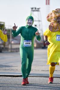 BIB: 6808
                            <button type="button" onclick="openModal(3204261)" class="btn btn-primary btn-sm float-right btn-popup" data-toggle="modal" data-target=".modal-high-quality">
                        <i class="fas fa-shopping-cart"></i> Add to Cart
                    </button>
                                            <button type="button" onclick="isThisMe(3204261, true)" class="btn btn-success btn-sm float-right btn-popup btn-isme hidden" data-toggle="tooltip" data-placement="bottom" title="นี่คือรูปของคุณใช่ไหม คลิกที่นี่เพื่อเอาเข้าอัลบั้ม">
                        <i class="fas fa-plus"></i> Add to album
                    </button>
                    <button type="button" onclick="isThisMe(3204261, false)" class="btn btn-warning btn-sm float-right btn-popup btn-isnotme hidden">
                        <i class="fas fa-ban"></i> Remove from album
                    </button>