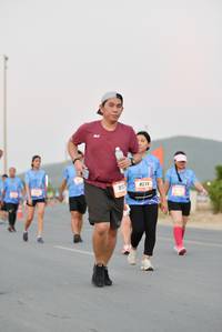 BIB: 915, 8271
                            <button type="button" onclick="openModal(3246439)" class="btn btn-primary btn-sm float-right btn-popup" data-toggle="modal" data-target=".modal-high-quality">
                        <i class="fas fa-shopping-cart"></i> Add to Cart
                    </button>
                                            <button type="button" onclick="isThisMe(3246439, true)" class="btn btn-success btn-sm float-right btn-popup btn-isme hidden" data-toggle="tooltip" data-placement="bottom" title="นี่คือรูปของคุณใช่ไหม คลิกที่นี่เพื่อเอาเข้าอัลบั้ม">
                        <i class="fas fa-plus"></i> Add to album
                    </button>
                    <button type="button" onclick="isThisMe(3246439, false)" class="btn btn-warning btn-sm float-right btn-popup btn-isnotme hidden">
                        <i class="fas fa-ban"></i> Remove from album
                    </button>