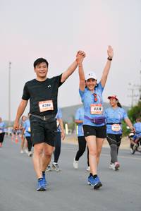 BIB: 8382, 8378
                            <button type="button" onclick="openModal(3248054)" class="btn btn-primary btn-sm float-right btn-popup" data-toggle="modal" data-target=".modal-high-quality">
                        <i class="fas fa-shopping-cart"></i> Add to Cart
                    </button>
                                            <button type="button" onclick="isThisMe(3248054, true)" class="btn btn-success btn-sm float-right btn-popup btn-isme hidden" data-toggle="tooltip" data-placement="bottom" title="นี่คือรูปของคุณใช่ไหม คลิกที่นี่เพื่อเอาเข้าอัลบั้ม">
                        <i class="fas fa-plus"></i> Add to album
                    </button>
                    <button type="button" onclick="isThisMe(3248054, false)" class="btn btn-warning btn-sm float-right btn-popup btn-isnotme hidden">
                        <i class="fas fa-ban"></i> Remove from album
                    </button>