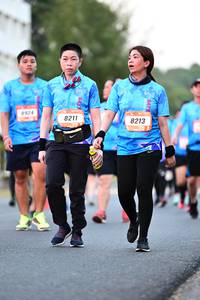 BIB: 924, 8211, 8213
                            <button type="button" onclick="openModal(3453140)" class="btn btn-primary btn-sm float-right btn-popup" data-toggle="modal" data-target=".modal-high-quality">
                        <i class="fas fa-shopping-cart"></i> Add to Cart
                    </button>
                                            <button type="button" onclick="isThisMe(3453140, true)" class="btn btn-success btn-sm float-right btn-popup btn-isme hidden" data-toggle="tooltip" data-placement="bottom" title="นี่คือรูปของคุณใช่ไหม คลิกที่นี่เพื่อเอาเข้าอัลบั้ม">
                        <i class="fas fa-plus"></i> Add to album
                    </button>
                    <button type="button" onclick="isThisMe(3453140, false)" class="btn btn-warning btn-sm float-right btn-popup btn-isnotme hidden">
                        <i class="fas fa-ban"></i> Remove from album
                    </button>