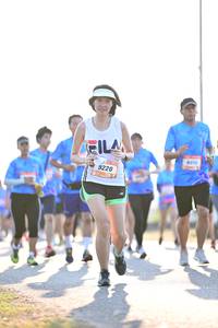 BIB: 001, 9220
                            <button type="button" onclick="openModal(3414133)" class="btn btn-primary btn-sm float-right btn-popup" data-toggle="modal" data-target=".modal-high-quality">
                        <i class="fas fa-shopping-cart"></i> Add to Cart
                    </button>
                                            <button type="button" onclick="isThisMe(3414133, true)" class="btn btn-success btn-sm float-right btn-popup btn-isme hidden" data-toggle="tooltip" data-placement="bottom" title="นี่คือรูปของคุณใช่ไหม คลิกที่นี่เพื่อเอาเข้าอัลบั้ม">
                        <i class="fas fa-plus"></i> Add to album
                    </button>
                    <button type="button" onclick="isThisMe(3414133, false)" class="btn btn-warning btn-sm float-right btn-popup btn-isnotme hidden">
                        <i class="fas fa-ban"></i> Remove from album
                    </button>