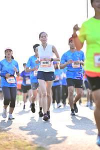 BIB: 9396, 8846
                            <button type="button" onclick="openModal(3412888)" class="btn btn-primary btn-sm float-right btn-popup" data-toggle="modal" data-target=".modal-high-quality">
                        <i class="fas fa-shopping-cart"></i> Add to Cart
                    </button>
                                            <button type="button" onclick="isThisMe(3412888, true)" class="btn btn-success btn-sm float-right btn-popup btn-isme hidden" data-toggle="tooltip" data-placement="bottom" title="นี่คือรูปของคุณใช่ไหม คลิกที่นี่เพื่อเอาเข้าอัลบั้ม">
                        <i class="fas fa-plus"></i> Add to album
                    </button>
                    <button type="button" onclick="isThisMe(3412888, false)" class="btn btn-warning btn-sm float-right btn-popup btn-isnotme hidden">
                        <i class="fas fa-ban"></i> Remove from album
                    </button>