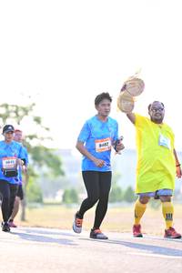 BIB: 9482, 9845
                            <button type="button" onclick="openModal(3405230)" class="btn btn-primary btn-sm float-right btn-popup" data-toggle="modal" data-target=".modal-high-quality">
                        <i class="fas fa-shopping-cart"></i> Add to Cart
                    </button>
                                            <button type="button" onclick="isThisMe(3405230, true)" class="btn btn-success btn-sm float-right btn-popup btn-isme hidden" data-toggle="tooltip" data-placement="bottom" title="นี่คือรูปของคุณใช่ไหม คลิกที่นี่เพื่อเอาเข้าอัลบั้ม">
                        <i class="fas fa-plus"></i> Add to album
                    </button>
                    <button type="button" onclick="isThisMe(3405230, false)" class="btn btn-warning btn-sm float-right btn-popup btn-isnotme hidden">
                        <i class="fas fa-ban"></i> Remove from album
                    </button>