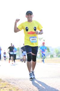 BIB: 6955
                            <button type="button" onclick="openModal(3402913)" class="btn btn-primary btn-sm float-right btn-popup" data-toggle="modal" data-target=".modal-high-quality">
                        <i class="fas fa-shopping-cart"></i> Add to Cart
                    </button>
                                            <button type="button" onclick="isThisMe(3402913, true)" class="btn btn-success btn-sm float-right btn-popup btn-isme hidden" data-toggle="tooltip" data-placement="bottom" title="นี่คือรูปของคุณใช่ไหม คลิกที่นี่เพื่อเอาเข้าอัลบั้ม">
                        <i class="fas fa-plus"></i> Add to album
                    </button>
                    <button type="button" onclick="isThisMe(3402913, false)" class="btn btn-warning btn-sm float-right btn-popup btn-isnotme hidden">
                        <i class="fas fa-ban"></i> Remove from album
                    </button>