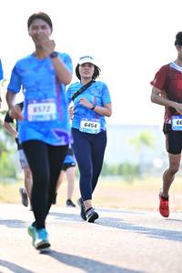 BIB: 572, 6454
                            <button type="button" onclick="openModal(3402668)" class="btn btn-primary btn-sm float-right btn-popup" data-toggle="modal" data-target=".modal-high-quality">
                        <i class="fas fa-shopping-cart"></i> Add to Cart
                    </button>
                                            <button type="button" onclick="isThisMe(3402668, true)" class="btn btn-success btn-sm float-right btn-popup btn-isme hidden" data-toggle="tooltip" data-placement="bottom" title="นี่คือรูปของคุณใช่ไหม คลิกที่นี่เพื่อเอาเข้าอัลบั้ม">
                        <i class="fas fa-plus"></i> Add to album
                    </button>
                    <button type="button" onclick="isThisMe(3402668, false)" class="btn btn-warning btn-sm float-right btn-popup btn-isnotme hidden">
                        <i class="fas fa-ban"></i> Remove from album
                    </button>