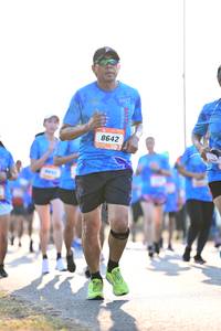 BIB: 8642
                            <button type="button" onclick="openModal(3413990)" class="btn btn-primary btn-sm float-right btn-popup" data-toggle="modal" data-target=".modal-high-quality">
                        <i class="fas fa-shopping-cart"></i> Add to Cart
                    </button>
                                            <button type="button" onclick="isThisMe(3413990, true)" class="btn btn-success btn-sm float-right btn-popup btn-isme hidden" data-toggle="tooltip" data-placement="bottom" title="นี่คือรูปของคุณใช่ไหม คลิกที่นี่เพื่อเอาเข้าอัลบั้ม">
                        <i class="fas fa-plus"></i> Add to album
                    </button>
                    <button type="button" onclick="isThisMe(3413990, false)" class="btn btn-warning btn-sm float-right btn-popup btn-isnotme hidden">
                        <i class="fas fa-ban"></i> Remove from album
                    </button>