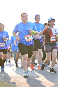 BIB: 8620, 8628, 9004
                            <button type="button" onclick="openModal(3415424)" class="btn btn-primary btn-sm float-right btn-popup" data-toggle="modal" data-target=".modal-high-quality">
                        <i class="fas fa-shopping-cart"></i> Add to Cart
                    </button>
                                            <button type="button" onclick="isThisMe(3415424, true)" class="btn btn-success btn-sm float-right btn-popup btn-isme hidden" data-toggle="tooltip" data-placement="bottom" title="นี่คือรูปของคุณใช่ไหม คลิกที่นี่เพื่อเอาเข้าอัลบั้ม">
                        <i class="fas fa-plus"></i> Add to album
                    </button>
                    <button type="button" onclick="isThisMe(3415424, false)" class="btn btn-warning btn-sm float-right btn-popup btn-isnotme hidden">
                        <i class="fas fa-ban"></i> Remove from album
                    </button>