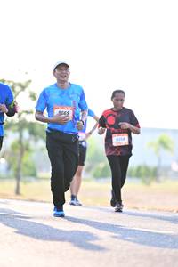 BIB: 
                            <button type="button" onclick="openModal(3411627)" class="btn btn-primary btn-sm float-right btn-popup" data-toggle="modal" data-target=".modal-high-quality">
                        <i class="fas fa-shopping-cart"></i> Add to Cart
                    </button>
                                            <button type="button" onclick="isThisMe(3411627, true)" class="btn btn-success btn-sm float-right btn-popup btn-isme hidden" data-toggle="tooltip" data-placement="bottom" title="นี่คือรูปของคุณใช่ไหม คลิกที่นี่เพื่อเอาเข้าอัลบั้ม">
                        <i class="fas fa-plus"></i> Add to album
                    </button>
                    <button type="button" onclick="isThisMe(3411627, false)" class="btn btn-warning btn-sm float-right btn-popup btn-isnotme hidden">
                        <i class="fas fa-ban"></i> Remove from album
                    </button>