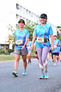 BIB: 9912, 8845
                            <button type="button" onclick="openModal(3453261)" class="btn btn-primary btn-sm float-right btn-popup" data-toggle="modal" data-target=".modal-high-quality">
                        <i class="fas fa-shopping-cart"></i> Add to Cart
                    </button>
                                            <button type="button" onclick="isThisMe(3453261, true)" class="btn btn-success btn-sm float-right btn-popup btn-isme hidden" data-toggle="tooltip" data-placement="bottom" title="นี่คือรูปของคุณใช่ไหม คลิกที่นี่เพื่อเอาเข้าอัลบั้ม">
                        <i class="fas fa-plus"></i> Add to album
                    </button>
                    <button type="button" onclick="isThisMe(3453261, false)" class="btn btn-warning btn-sm float-right btn-popup btn-isnotme hidden">
                        <i class="fas fa-ban"></i> Remove from album
                    </button>