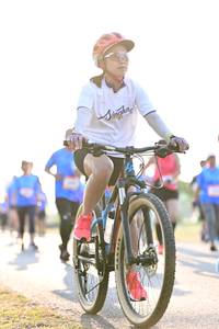 BIB: 
                            <button type="button" onclick="openModal(3413848)" class="btn btn-primary btn-sm float-right btn-popup" data-toggle="modal" data-target=".modal-high-quality">
                        <i class="fas fa-shopping-cart"></i> Add to Cart
                    </button>
                                            <button type="button" onclick="isThisMe(3413848, true)" class="btn btn-success btn-sm float-right btn-popup btn-isme hidden" data-toggle="tooltip" data-placement="bottom" title="นี่คือรูปของคุณใช่ไหม คลิกที่นี่เพื่อเอาเข้าอัลบั้ม">
                        <i class="fas fa-plus"></i> Add to album
                    </button>
                    <button type="button" onclick="isThisMe(3413848, false)" class="btn btn-warning btn-sm float-right btn-popup btn-isnotme hidden">
                        <i class="fas fa-ban"></i> Remove from album
                    </button>