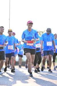 BIB: 472, 471
                            <button type="button" onclick="openModal(3413714)" class="btn btn-primary btn-sm float-right btn-popup" data-toggle="modal" data-target=".modal-high-quality">
                        <i class="fas fa-shopping-cart"></i> Add to Cart
                    </button>
                                            <button type="button" onclick="isThisMe(3413714, true)" class="btn btn-success btn-sm float-right btn-popup btn-isme hidden" data-toggle="tooltip" data-placement="bottom" title="นี่คือรูปของคุณใช่ไหม คลิกที่นี่เพื่อเอาเข้าอัลบั้ม">
                        <i class="fas fa-plus"></i> Add to album
                    </button>
                    <button type="button" onclick="isThisMe(3413714, false)" class="btn btn-warning btn-sm float-right btn-popup btn-isnotme hidden">
                        <i class="fas fa-ban"></i> Remove from album
                    </button>