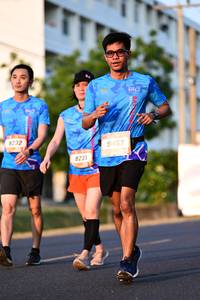 BIB: 8232, 8231
                            <button type="button" onclick="openModal(3431208)" class="btn btn-primary btn-sm float-right btn-popup" data-toggle="modal" data-target=".modal-high-quality">
                        <i class="fas fa-shopping-cart"></i> Add to Cart
                    </button>
                                            <button type="button" onclick="isThisMe(3431208, true)" class="btn btn-success btn-sm float-right btn-popup btn-isme hidden" data-toggle="tooltip" data-placement="bottom" title="นี่คือรูปของคุณใช่ไหม คลิกที่นี่เพื่อเอาเข้าอัลบั้ม">
                        <i class="fas fa-plus"></i> Add to album
                    </button>
                    <button type="button" onclick="isThisMe(3431208, false)" class="btn btn-warning btn-sm float-right btn-popup btn-isnotme hidden">
                        <i class="fas fa-ban"></i> Remove from album
                    </button>