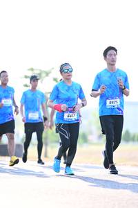 BIB: 6625, 6417
                            <button type="button" onclick="openModal(3402084)" class="btn btn-primary btn-sm float-right btn-popup" data-toggle="modal" data-target=".modal-high-quality">
                        <i class="fas fa-shopping-cart"></i> Add to Cart
                    </button>
                                            <button type="button" onclick="isThisMe(3402084, true)" class="btn btn-success btn-sm float-right btn-popup btn-isme hidden" data-toggle="tooltip" data-placement="bottom" title="นี่คือรูปของคุณใช่ไหม คลิกที่นี่เพื่อเอาเข้าอัลบั้ม">
                        <i class="fas fa-plus"></i> Add to album
                    </button>
                    <button type="button" onclick="isThisMe(3402084, false)" class="btn btn-warning btn-sm float-right btn-popup btn-isnotme hidden">
                        <i class="fas fa-ban"></i> Remove from album
                    </button>