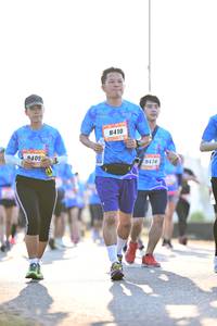 BIB: 8410, 409, 9474
                            <button type="button" onclick="openModal(3414208)" class="btn btn-primary btn-sm float-right btn-popup" data-toggle="modal" data-target=".modal-high-quality">
                        <i class="fas fa-shopping-cart"></i> Add to Cart
                    </button>
                                            <button type="button" onclick="isThisMe(3414208, true)" class="btn btn-success btn-sm float-right btn-popup btn-isme hidden" data-toggle="tooltip" data-placement="bottom" title="นี่คือรูปของคุณใช่ไหม คลิกที่นี่เพื่อเอาเข้าอัลบั้ม">
                        <i class="fas fa-plus"></i> Add to album
                    </button>
                    <button type="button" onclick="isThisMe(3414208, false)" class="btn btn-warning btn-sm float-right btn-popup btn-isnotme hidden">
                        <i class="fas fa-ban"></i> Remove from album
                    </button>