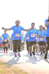 BIB: 8978, 9911, 6590
                            <button type="button" onclick="openModal(3415015)" class="btn btn-primary btn-sm float-right btn-popup" data-toggle="modal" data-target=".modal-high-quality">
                        <i class="fas fa-shopping-cart"></i> Add to Cart
                    </button>
                                            <button type="button" onclick="isThisMe(3415015, true)" class="btn btn-success btn-sm float-right btn-popup btn-isme hidden" data-toggle="tooltip" data-placement="bottom" title="นี่คือรูปของคุณใช่ไหม คลิกที่นี่เพื่อเอาเข้าอัลบั้ม">
                        <i class="fas fa-plus"></i> Add to album
                    </button>
                    <button type="button" onclick="isThisMe(3415015, false)" class="btn btn-warning btn-sm float-right btn-popup btn-isnotme hidden">
                        <i class="fas fa-ban"></i> Remove from album
                    </button>