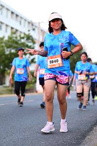 BIB: 9840
                            <button type="button" onclick="openModal(3464903)" class="btn btn-primary btn-sm float-right btn-popup" data-toggle="modal" data-target=".modal-high-quality">
                        <i class="fas fa-shopping-cart"></i> Add to Cart
                    </button>
                                            <button type="button" onclick="isThisMe(3464903, true)" class="btn btn-success btn-sm float-right btn-popup btn-isme hidden" data-toggle="tooltip" data-placement="bottom" title="นี่คือรูปของคุณใช่ไหม คลิกที่นี่เพื่อเอาเข้าอัลบั้ม">
                        <i class="fas fa-plus"></i> Add to album
                    </button>
                    <button type="button" onclick="isThisMe(3464903, false)" class="btn btn-warning btn-sm float-right btn-popup btn-isnotme hidden">
                        <i class="fas fa-ban"></i> Remove from album
                    </button>