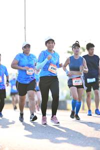 BIB: 8988, 270, 8597
                            <button type="button" onclick="openModal(3413350)" class="btn btn-primary btn-sm float-right btn-popup" data-toggle="modal" data-target=".modal-high-quality">
                        <i class="fas fa-shopping-cart"></i> Add to Cart
                    </button>
                                            <button type="button" onclick="isThisMe(3413350, true)" class="btn btn-success btn-sm float-right btn-popup btn-isme hidden" data-toggle="tooltip" data-placement="bottom" title="นี่คือรูปของคุณใช่ไหม คลิกที่นี่เพื่อเอาเข้าอัลบั้ม">
                        <i class="fas fa-plus"></i> Add to album
                    </button>
                    <button type="button" onclick="isThisMe(3413350, false)" class="btn btn-warning btn-sm float-right btn-popup btn-isnotme hidden">
                        <i class="fas fa-ban"></i> Remove from album
                    </button>