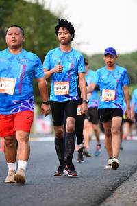 BIB: 8156, 8456, 143
                            <button type="button" onclick="openModal(3452246)" class="btn btn-primary btn-sm float-right btn-popup" data-toggle="modal" data-target=".modal-high-quality">
                        <i class="fas fa-shopping-cart"></i> Add to Cart
                    </button>
                                            <button type="button" onclick="isThisMe(3452246, true)" class="btn btn-success btn-sm float-right btn-popup btn-isme hidden" data-toggle="tooltip" data-placement="bottom" title="นี่คือรูปของคุณใช่ไหม คลิกที่นี่เพื่อเอาเข้าอัลบั้ม">
                        <i class="fas fa-plus"></i> Add to album
                    </button>
                    <button type="button" onclick="isThisMe(3452246, false)" class="btn btn-warning btn-sm float-right btn-popup btn-isnotme hidden">
                        <i class="fas fa-ban"></i> Remove from album
                    </button>