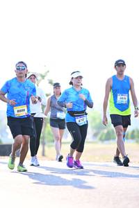 BIB: 6608, 6712
                            <button type="button" onclick="openModal(3403110)" class="btn btn-primary btn-sm float-right btn-popup" data-toggle="modal" data-target=".modal-high-quality">
                        <i class="fas fa-shopping-cart"></i> Add to Cart
                    </button>
                                            <button type="button" onclick="isThisMe(3403110, true)" class="btn btn-success btn-sm float-right btn-popup btn-isme hidden" data-toggle="tooltip" data-placement="bottom" title="นี่คือรูปของคุณใช่ไหม คลิกที่นี่เพื่อเอาเข้าอัลบั้ม">
                        <i class="fas fa-plus"></i> Add to album
                    </button>
                    <button type="button" onclick="isThisMe(3403110, false)" class="btn btn-warning btn-sm float-right btn-popup btn-isnotme hidden">
                        <i class="fas fa-ban"></i> Remove from album
                    </button>