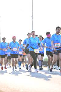 BIB: 8318, 676, 986
                            <button type="button" onclick="openModal(3414420)" class="btn btn-primary btn-sm float-right btn-popup" data-toggle="modal" data-target=".modal-high-quality">
                        <i class="fas fa-shopping-cart"></i> Add to Cart
                    </button>
                                            <button type="button" onclick="isThisMe(3414420, true)" class="btn btn-success btn-sm float-right btn-popup btn-isme hidden" data-toggle="tooltip" data-placement="bottom" title="นี่คือรูปของคุณใช่ไหม คลิกที่นี่เพื่อเอาเข้าอัลบั้ม">
                        <i class="fas fa-plus"></i> Add to album
                    </button>
                    <button type="button" onclick="isThisMe(3414420, false)" class="btn btn-warning btn-sm float-right btn-popup btn-isnotme hidden">
                        <i class="fas fa-ban"></i> Remove from album
                    </button>