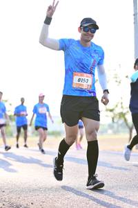 BIB: 8153
                            <button type="button" onclick="openModal(3412064)" class="btn btn-primary btn-sm float-right btn-popup" data-toggle="modal" data-target=".modal-high-quality">
                        <i class="fas fa-shopping-cart"></i> Add to Cart
                    </button>
                                            <button type="button" onclick="isThisMe(3412064, true)" class="btn btn-success btn-sm float-right btn-popup btn-isme hidden" data-toggle="tooltip" data-placement="bottom" title="นี่คือรูปของคุณใช่ไหม คลิกที่นี่เพื่อเอาเข้าอัลบั้ม">
                        <i class="fas fa-plus"></i> Add to album
                    </button>
                    <button type="button" onclick="isThisMe(3412064, false)" class="btn btn-warning btn-sm float-right btn-popup btn-isnotme hidden">
                        <i class="fas fa-ban"></i> Remove from album
                    </button>