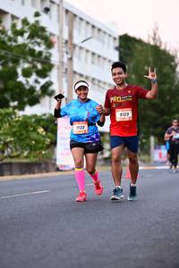BIB: 9123, 9122
                            <button type="button" onclick="openModal(3471200)" class="btn btn-primary btn-sm float-right btn-popup" data-toggle="modal" data-target=".modal-high-quality">
                        <i class="fas fa-shopping-cart"></i> Add to Cart
                    </button>
                                            <button type="button" onclick="isThisMe(3471200, true)" class="btn btn-success btn-sm float-right btn-popup btn-isme hidden" data-toggle="tooltip" data-placement="bottom" title="นี่คือรูปของคุณใช่ไหม คลิกที่นี่เพื่อเอาเข้าอัลบั้ม">
                        <i class="fas fa-plus"></i> Add to album
                    </button>
                    <button type="button" onclick="isThisMe(3471200, false)" class="btn btn-warning btn-sm float-right btn-popup btn-isnotme hidden">
                        <i class="fas fa-ban"></i> Remove from album
                    </button>