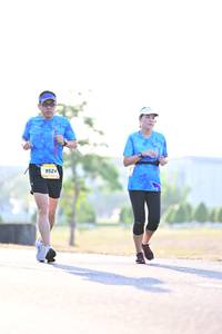 BIB: 9524
                            <button type="button" onclick="openModal(3404698)" class="btn btn-primary btn-sm float-right btn-popup" data-toggle="modal" data-target=".modal-high-quality">
                        <i class="fas fa-shopping-cart"></i> Add to Cart
                    </button>
                                            <button type="button" onclick="isThisMe(3404698, true)" class="btn btn-success btn-sm float-right btn-popup btn-isme hidden" data-toggle="tooltip" data-placement="bottom" title="นี่คือรูปของคุณใช่ไหม คลิกที่นี่เพื่อเอาเข้าอัลบั้ม">
                        <i class="fas fa-plus"></i> Add to album
                    </button>
                    <button type="button" onclick="isThisMe(3404698, false)" class="btn btn-warning btn-sm float-right btn-popup btn-isnotme hidden">
                        <i class="fas fa-ban"></i> Remove from album
                    </button>