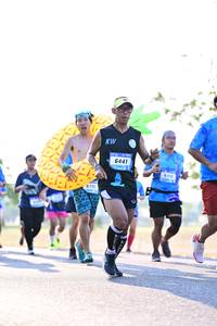 BIB: 6441, 679
                            <button type="button" onclick="openModal(3401936)" class="btn btn-primary btn-sm float-right btn-popup" data-toggle="modal" data-target=".modal-high-quality">
                        <i class="fas fa-shopping-cart"></i> Add to Cart
                    </button>
                                            <button type="button" onclick="isThisMe(3401936, true)" class="btn btn-success btn-sm float-right btn-popup btn-isme hidden" data-toggle="tooltip" data-placement="bottom" title="นี่คือรูปของคุณใช่ไหม คลิกที่นี่เพื่อเอาเข้าอัลบั้ม">
                        <i class="fas fa-plus"></i> Add to album
                    </button>
                    <button type="button" onclick="isThisMe(3401936, false)" class="btn btn-warning btn-sm float-right btn-popup btn-isnotme hidden">
                        <i class="fas fa-ban"></i> Remove from album
                    </button>