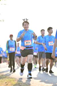 BIB: 8634, 902
                            <button type="button" onclick="openModal(3414369)" class="btn btn-primary btn-sm float-right btn-popup" data-toggle="modal" data-target=".modal-high-quality">
                        <i class="fas fa-shopping-cart"></i> Add to Cart
                    </button>
                                            <button type="button" onclick="isThisMe(3414369, true)" class="btn btn-success btn-sm float-right btn-popup btn-isme hidden" data-toggle="tooltip" data-placement="bottom" title="นี่คือรูปของคุณใช่ไหม คลิกที่นี่เพื่อเอาเข้าอัลบั้ม">
                        <i class="fas fa-plus"></i> Add to album
                    </button>
                    <button type="button" onclick="isThisMe(3414369, false)" class="btn btn-warning btn-sm float-right btn-popup btn-isnotme hidden">
                        <i class="fas fa-ban"></i> Remove from album
                    </button>