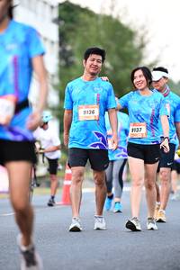 BIB: 9136, 9137
                            <button type="button" onclick="openModal(3453000)" class="btn btn-primary btn-sm float-right btn-popup" data-toggle="modal" data-target=".modal-high-quality">
                        <i class="fas fa-shopping-cart"></i> Add to Cart
                    </button>
                                            <button type="button" onclick="isThisMe(3453000, true)" class="btn btn-success btn-sm float-right btn-popup btn-isme hidden" data-toggle="tooltip" data-placement="bottom" title="นี่คือรูปของคุณใช่ไหม คลิกที่นี่เพื่อเอาเข้าอัลบั้ม">
                        <i class="fas fa-plus"></i> Add to album
                    </button>
                    <button type="button" onclick="isThisMe(3453000, false)" class="btn btn-warning btn-sm float-right btn-popup btn-isnotme hidden">
                        <i class="fas fa-ban"></i> Remove from album
                    </button>