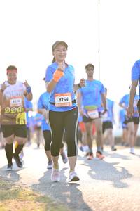 BIB: 8154
                            <button type="button" onclick="openModal(3415128)" class="btn btn-primary btn-sm float-right btn-popup" data-toggle="modal" data-target=".modal-high-quality">
                        <i class="fas fa-shopping-cart"></i> Add to Cart
                    </button>
                                            <button type="button" onclick="isThisMe(3415128, true)" class="btn btn-success btn-sm float-right btn-popup btn-isme hidden" data-toggle="tooltip" data-placement="bottom" title="นี่คือรูปของคุณใช่ไหม คลิกที่นี่เพื่อเอาเข้าอัลบั้ม">
                        <i class="fas fa-plus"></i> Add to album
                    </button>
                    <button type="button" onclick="isThisMe(3415128, false)" class="btn btn-warning btn-sm float-right btn-popup btn-isnotme hidden">
                        <i class="fas fa-ban"></i> Remove from album
                    </button>