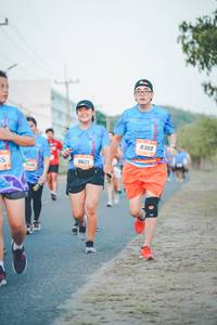 BIB: 8303, 9821, 506
                            <button type="button" onclick="openModal(3352882)" class="btn btn-primary btn-sm float-right btn-popup" data-toggle="modal" data-target=".modal-high-quality">
                        <i class="fas fa-shopping-cart"></i> Add to Cart
                    </button>
                                            <button type="button" onclick="isThisMe(3352882, true)" class="btn btn-success btn-sm float-right btn-popup btn-isme hidden" data-toggle="tooltip" data-placement="bottom" title="นี่คือรูปของคุณใช่ไหม คลิกที่นี่เพื่อเอาเข้าอัลบั้ม">
                        <i class="fas fa-plus"></i> Add to album
                    </button>
                    <button type="button" onclick="isThisMe(3352882, false)" class="btn btn-warning btn-sm float-right btn-popup btn-isnotme hidden">
                        <i class="fas fa-ban"></i> Remove from album
                    </button>