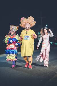 BIB: 6793, 9224
                            <button type="button" onclick="openModal(3364942)" class="btn btn-primary btn-sm float-right btn-popup" data-toggle="modal" data-target=".modal-high-quality">
                        <i class="fas fa-shopping-cart"></i> Add to Cart
                    </button>
                                            <button type="button" onclick="isThisMe(3364942, true)" class="btn btn-success btn-sm float-right btn-popup btn-isme hidden" data-toggle="tooltip" data-placement="bottom" title="นี่คือรูปของคุณใช่ไหม คลิกที่นี่เพื่อเอาเข้าอัลบั้ม">
                        <i class="fas fa-plus"></i> Add to album
                    </button>
                    <button type="button" onclick="isThisMe(3364942, false)" class="btn btn-warning btn-sm float-right btn-popup btn-isnotme hidden">
                        <i class="fas fa-ban"></i> Remove from album
                    </button>