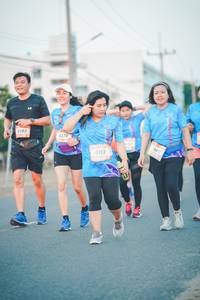 BIB: 382, 937, 113
                            <button type="button" onclick="openModal(3352764)" class="btn btn-primary btn-sm float-right btn-popup" data-toggle="modal" data-target=".modal-high-quality">
                        <i class="fas fa-shopping-cart"></i> Add to Cart
                    </button>
                                            <button type="button" onclick="isThisMe(3352764, true)" class="btn btn-success btn-sm float-right btn-popup btn-isme hidden" data-toggle="tooltip" data-placement="bottom" title="นี่คือรูปของคุณใช่ไหม คลิกที่นี่เพื่อเอาเข้าอัลบั้ม">
                        <i class="fas fa-plus"></i> Add to album
                    </button>
                    <button type="button" onclick="isThisMe(3352764, false)" class="btn btn-warning btn-sm float-right btn-popup btn-isnotme hidden">
                        <i class="fas fa-ban"></i> Remove from album
                    </button>
