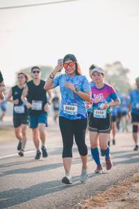 BIB: 408
                            <button type="button" onclick="openModal(3279433)" class="btn btn-primary btn-sm float-right btn-popup" data-toggle="modal" data-target=".modal-high-quality">
                        <i class="fas fa-shopping-cart"></i> Add to Cart
                    </button>
                                            <button type="button" onclick="isThisMe(3279433, true)" class="btn btn-success btn-sm float-right btn-popup btn-isme hidden" data-toggle="tooltip" data-placement="bottom" title="นี่คือรูปของคุณใช่ไหม คลิกที่นี่เพื่อเอาเข้าอัลบั้ม">
                        <i class="fas fa-plus"></i> Add to album
                    </button>
                    <button type="button" onclick="isThisMe(3279433, false)" class="btn btn-warning btn-sm float-right btn-popup btn-isnotme hidden">
                        <i class="fas fa-ban"></i> Remove from album
                    </button>