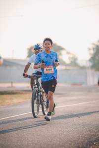 BIB: 8299
                            <button type="button" onclick="openModal(3281509)" class="btn btn-primary btn-sm float-right btn-popup" data-toggle="modal" data-target=".modal-high-quality">
                        <i class="fas fa-shopping-cart"></i> Add to Cart
                    </button>
                                            <button type="button" onclick="isThisMe(3281509, true)" class="btn btn-success btn-sm float-right btn-popup btn-isme hidden" data-toggle="tooltip" data-placement="bottom" title="นี่คือรูปของคุณใช่ไหม คลิกที่นี่เพื่อเอาเข้าอัลบั้ม">
                        <i class="fas fa-plus"></i> Add to album
                    </button>
                    <button type="button" onclick="isThisMe(3281509, false)" class="btn btn-warning btn-sm float-right btn-popup btn-isnotme hidden">
                        <i class="fas fa-ban"></i> Remove from album
                    </button>