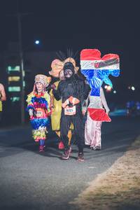 BIB: 922
                            <button type="button" onclick="openModal(3364903)" class="btn btn-primary btn-sm float-right btn-popup" data-toggle="modal" data-target=".modal-high-quality">
                        <i class="fas fa-shopping-cart"></i> Add to Cart
                    </button>
                                            <button type="button" onclick="isThisMe(3364903, true)" class="btn btn-success btn-sm float-right btn-popup btn-isme hidden" data-toggle="tooltip" data-placement="bottom" title="นี่คือรูปของคุณใช่ไหม คลิกที่นี่เพื่อเอาเข้าอัลบั้ม">
                        <i class="fas fa-plus"></i> Add to album
                    </button>
                    <button type="button" onclick="isThisMe(3364903, false)" class="btn btn-warning btn-sm float-right btn-popup btn-isnotme hidden">
                        <i class="fas fa-ban"></i> Remove from album
                    </button>