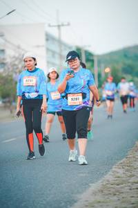 BIB: 928
                            <button type="button" onclick="openModal(3353147)" class="btn btn-primary btn-sm float-right btn-popup" data-toggle="modal" data-target=".modal-high-quality">
                        <i class="fas fa-shopping-cart"></i> Add to Cart
                    </button>
                                            <button type="button" onclick="isThisMe(3353147, true)" class="btn btn-success btn-sm float-right btn-popup btn-isme hidden" data-toggle="tooltip" data-placement="bottom" title="นี่คือรูปของคุณใช่ไหม คลิกที่นี่เพื่อเอาเข้าอัลบั้ม">
                        <i class="fas fa-plus"></i> Add to album
                    </button>
                    <button type="button" onclick="isThisMe(3353147, false)" class="btn btn-warning btn-sm float-right btn-popup btn-isnotme hidden">
                        <i class="fas fa-ban"></i> Remove from album
                    </button>