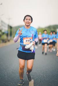 BIB: 810
                            <button type="button" onclick="openModal(3315122)" class="btn btn-primary btn-sm float-right btn-popup" data-toggle="modal" data-target=".modal-high-quality">
                        <i class="fas fa-shopping-cart"></i> Add to Cart
                    </button>
                                            <button type="button" onclick="isThisMe(3315122, true)" class="btn btn-success btn-sm float-right btn-popup btn-isme hidden" data-toggle="tooltip" data-placement="bottom" title="นี่คือรูปของคุณใช่ไหม คลิกที่นี่เพื่อเอาเข้าอัลบั้ม">
                        <i class="fas fa-plus"></i> Add to album
                    </button>
                    <button type="button" onclick="isThisMe(3315122, false)" class="btn btn-warning btn-sm float-right btn-popup btn-isnotme hidden">
                        <i class="fas fa-ban"></i> Remove from album
                    </button>