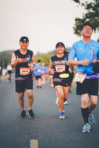 BIB: 8042, 8040
                            <button type="button" onclick="openModal(3317540)" class="btn btn-primary btn-sm float-right btn-popup" data-toggle="modal" data-target=".modal-high-quality">
                        <i class="fas fa-shopping-cart"></i> Add to Cart
                    </button>
                                            <button type="button" onclick="isThisMe(3317540, true)" class="btn btn-success btn-sm float-right btn-popup btn-isme hidden" data-toggle="tooltip" data-placement="bottom" title="นี่คือรูปของคุณใช่ไหม คลิกที่นี่เพื่อเอาเข้าอัลบั้ม">
                        <i class="fas fa-plus"></i> Add to album
                    </button>
                    <button type="button" onclick="isThisMe(3317540, false)" class="btn btn-warning btn-sm float-right btn-popup btn-isnotme hidden">
                        <i class="fas fa-ban"></i> Remove from album
                    </button>